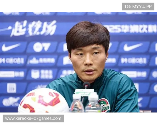 世界杯预选赛激战正酣 中国男足迎战强敌 力争小组出线关键战役