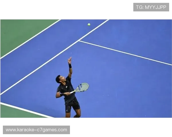 网球赛场惊现黑马新星引发世界级赛事关注与热议